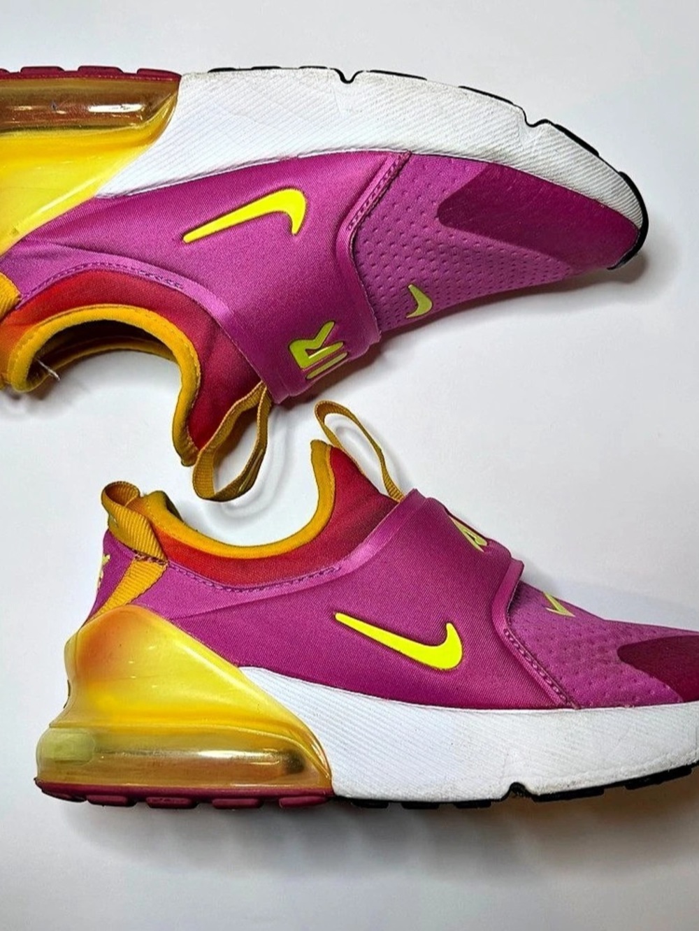 Nike Air Max 270 Extreme SE PS 'Sunrise'. Size 3Y.  Style Code: CN8279-600